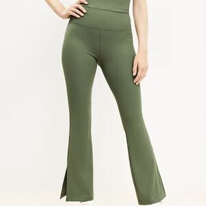 NWT Loft Lou & Grey Softsculpt Side Slit Flare Leggings Large